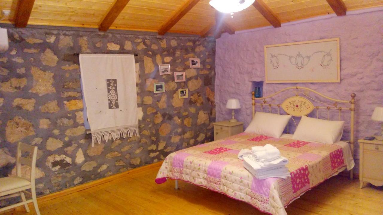 Gianna'S Villa Aleksandros Eksteriør bilde